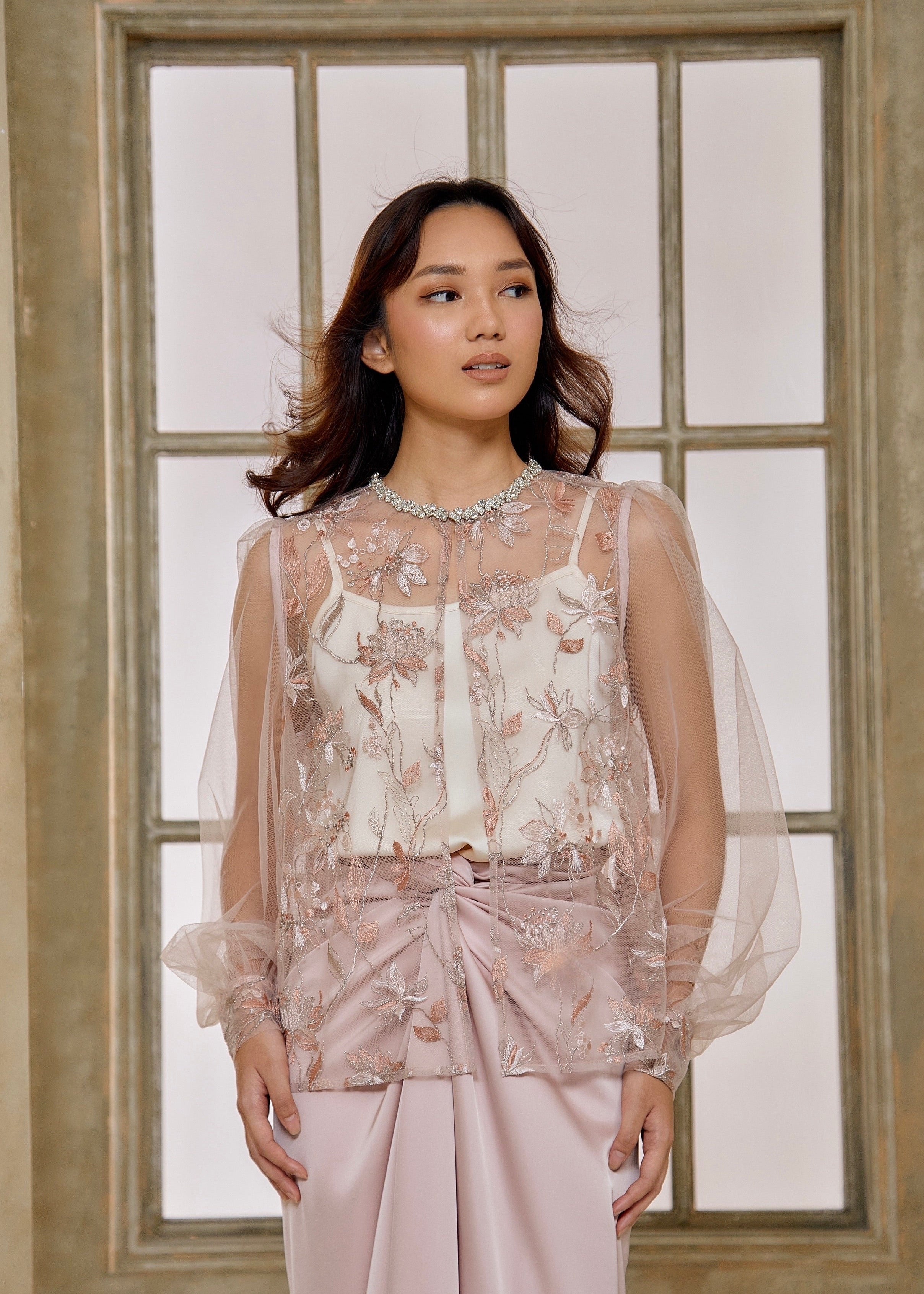 Naomi Set in Soft Blush