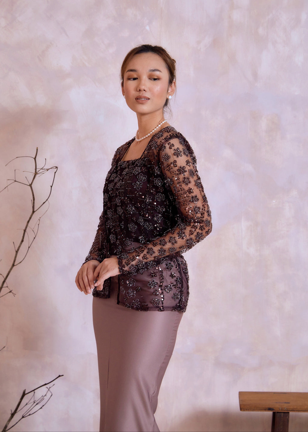 Reina Set in Brown Mauve